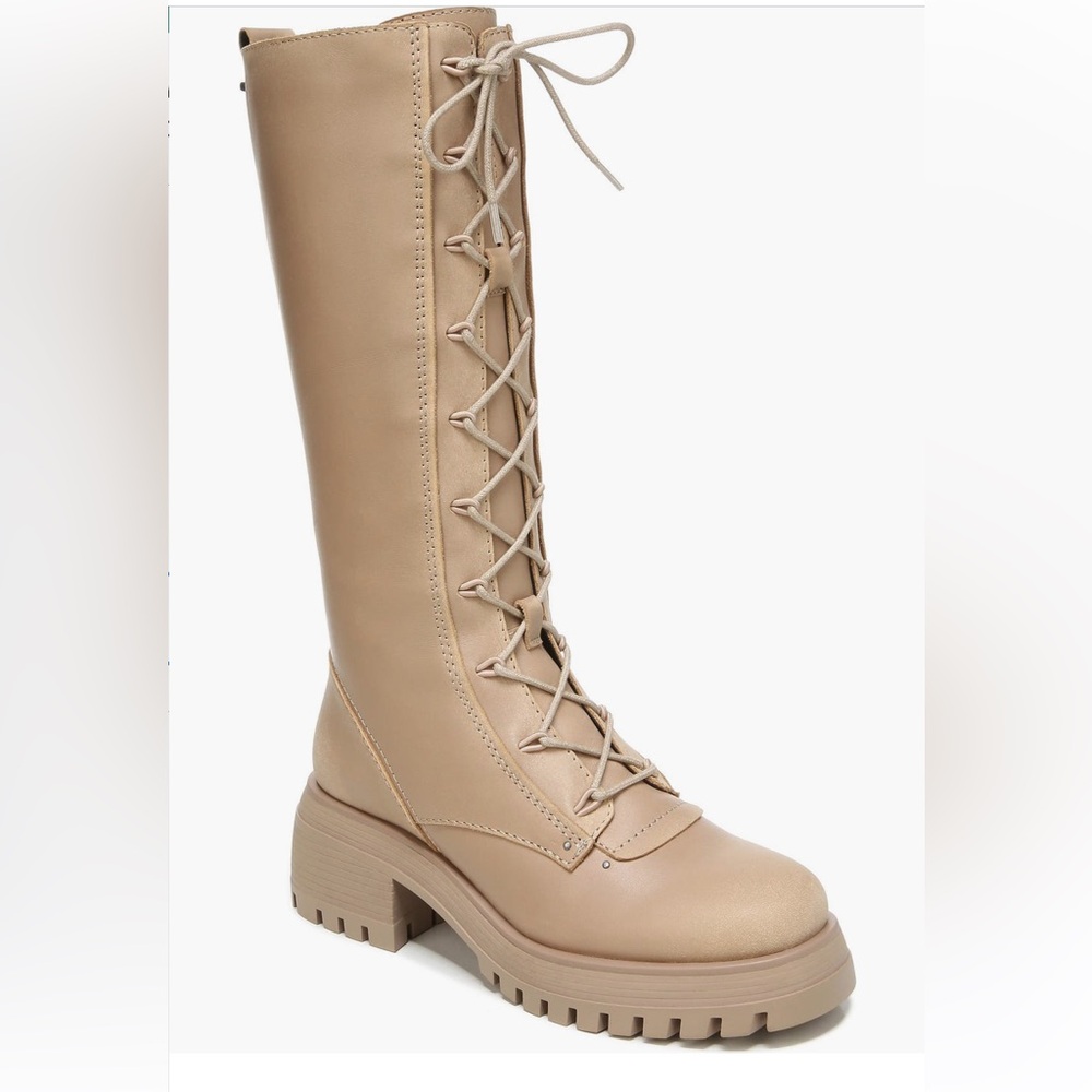 Franco Sarto Jasper Lace Up Boot (Women) - size 7.5